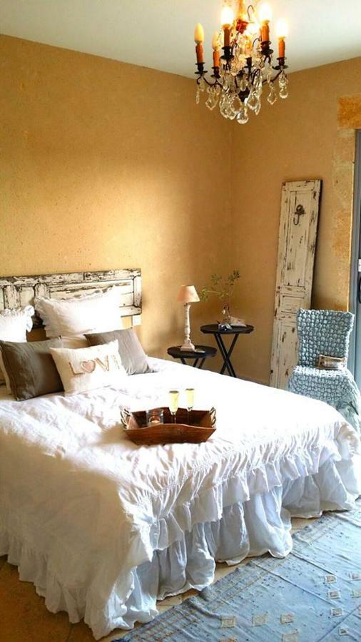 Fontaine De Cerier Bed & Breakfast Castillon du Gard Bagian luar foto