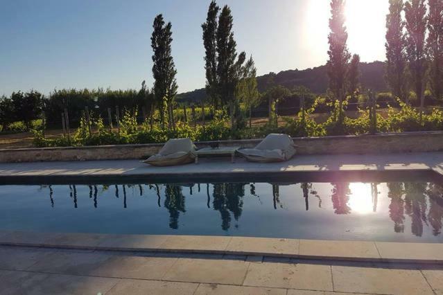 Fontaine De Cerier Bed & Breakfast Castillon du Gard Bagian luar foto