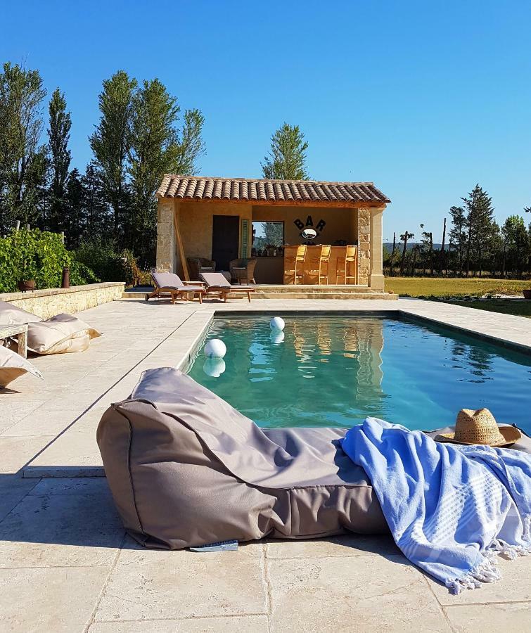 Fontaine De Cerier Bed & Breakfast Castillon du Gard Bagian luar foto